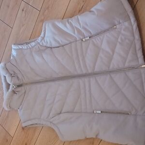 Calvin Klein Tan Faux Fur Vest Quilted MED NWOT Full ZIPPER